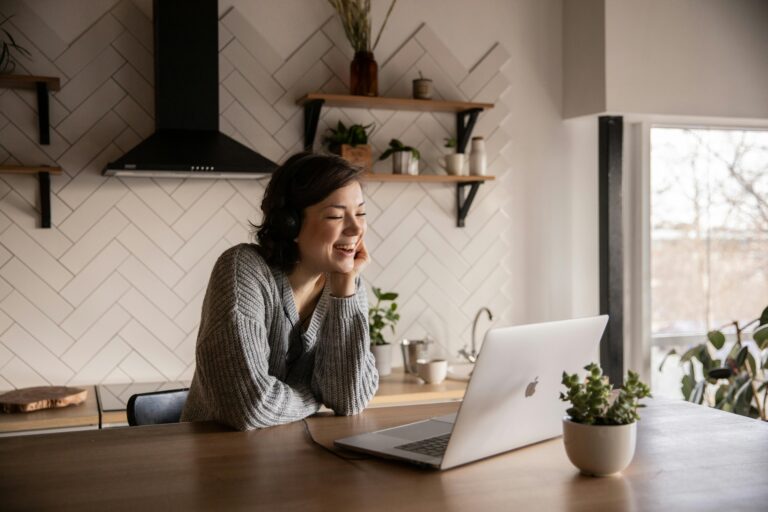 What is a Trauma-Informed Digital Presence? The basics.